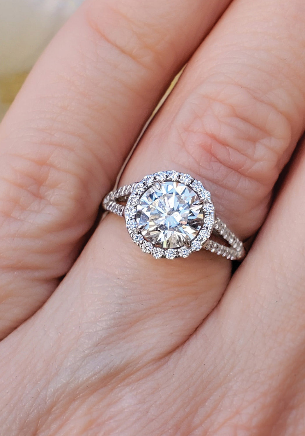 Diamond Engagement Rings | From Round to Cushion Cut — Oster