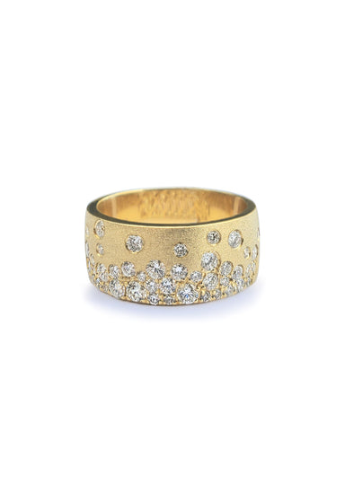 Dilamani 14K Yellow Gold Confetti Diamond Cigar Band | OsterJewelers.com