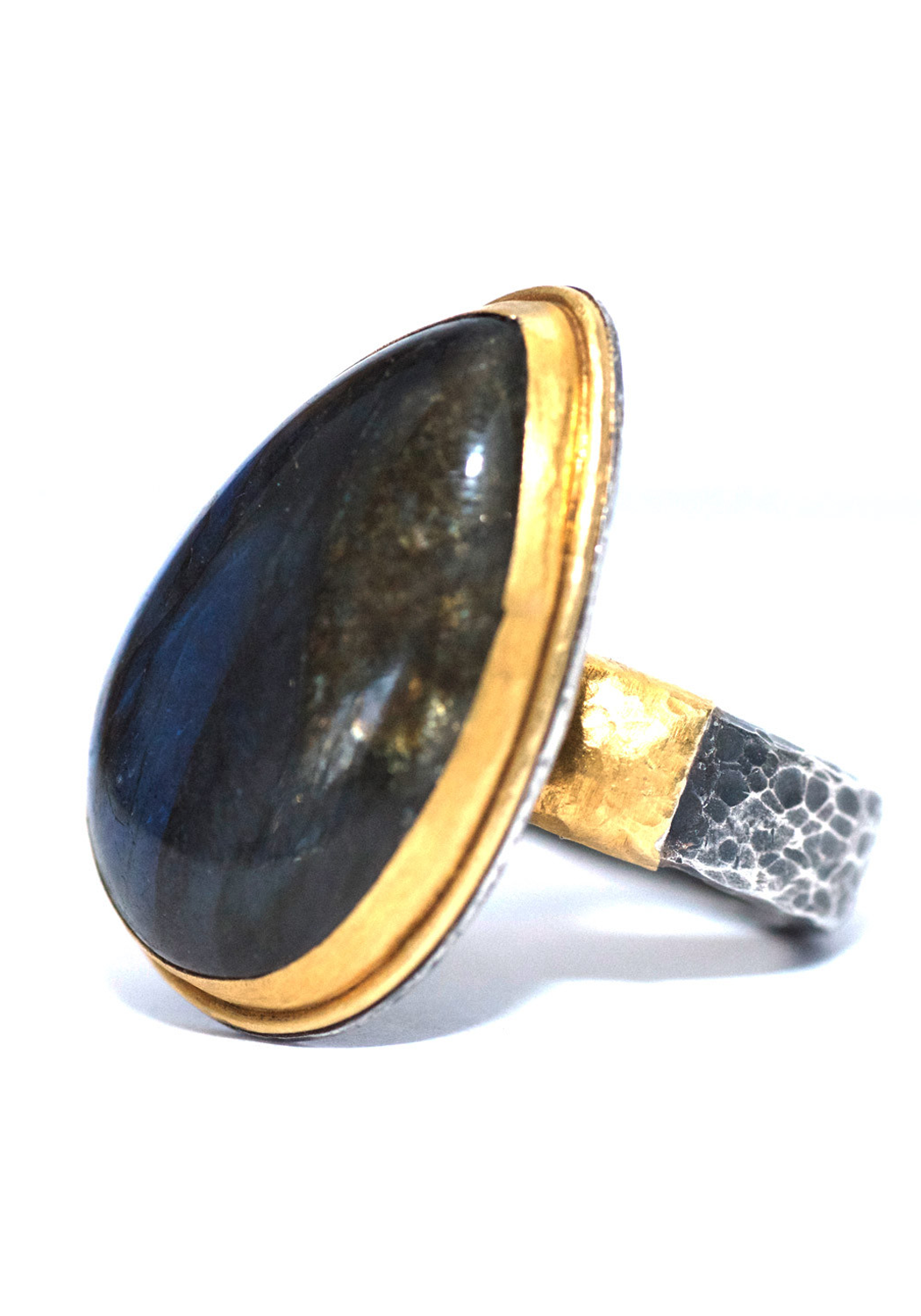 Lika Behar 24KYG Milky Way Labradorite Ring | OsterJewelers.com