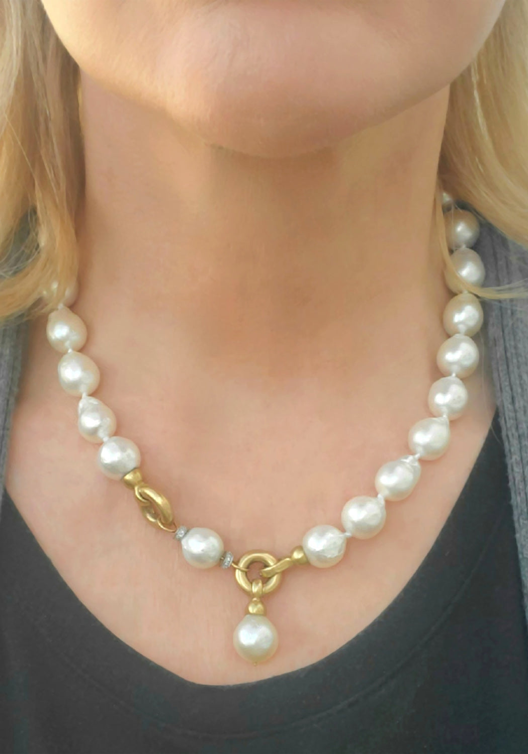 Oster Collection 18KYG Adjustable Diamond & Baroque Pearl Necklace | OsterJewelers.com