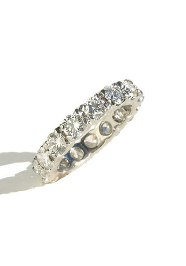 Oster Collection Platinum Round Diamond Eternity Band | OsterJewelers.com